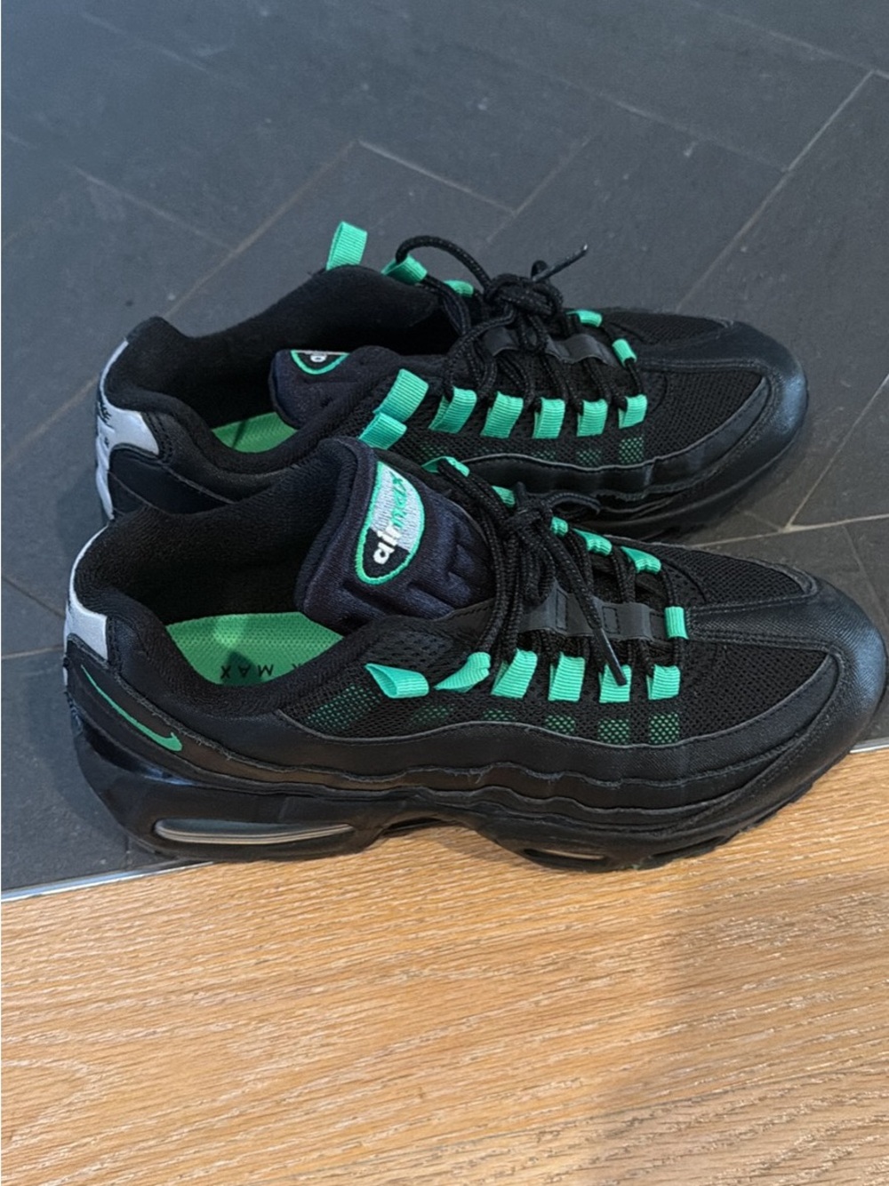 Nike Black and Green Men's Air Max Athletic Shoes